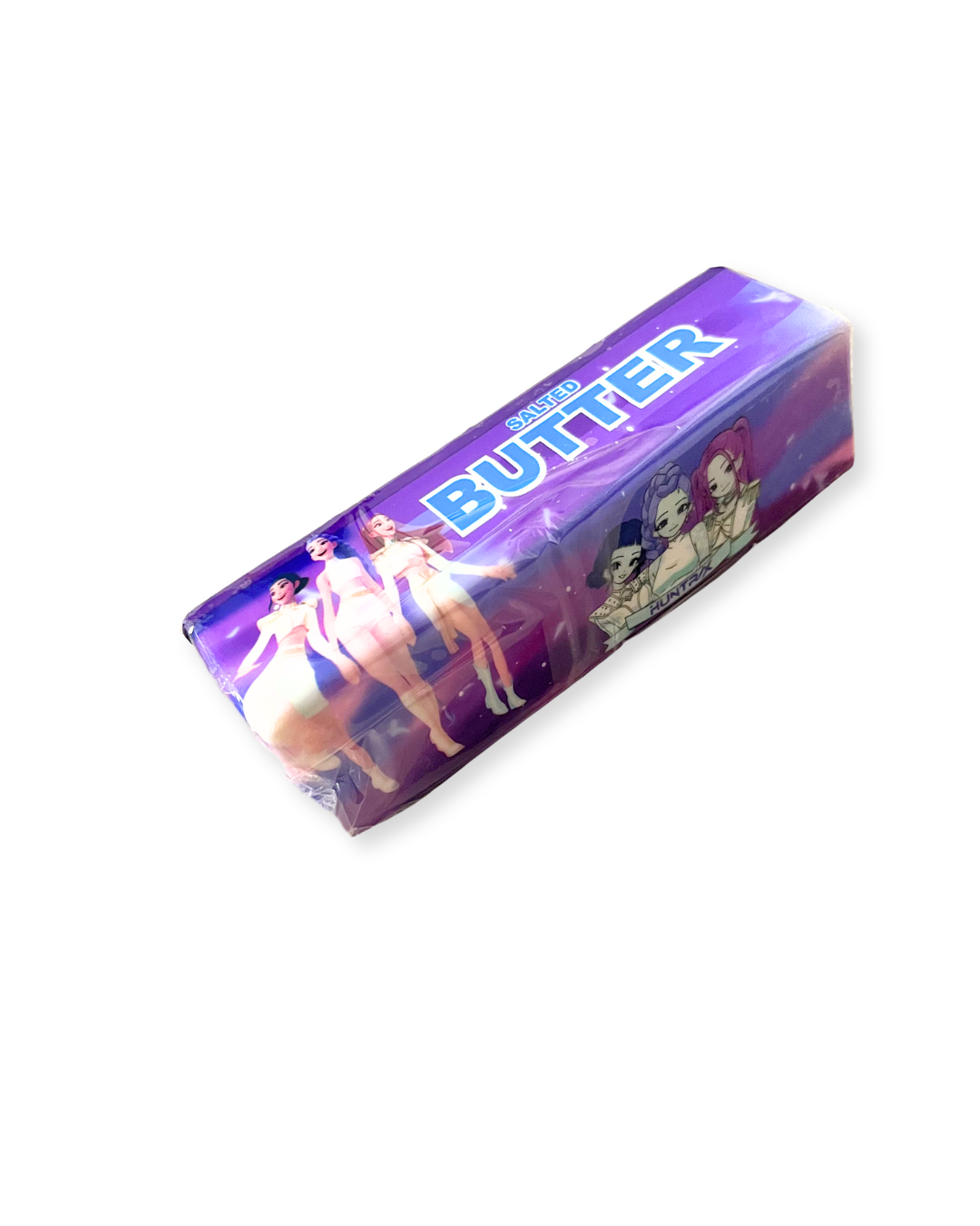 „Butter Squishy K-Pop Demon Hunters w wariancie Golden. Podłużny, miękki gniotek z pianki, ozdobiony kolorową grafiką inspirowaną serią. Ma zaokrąglone krawędzie i dekoracyjną powierzchnię.”